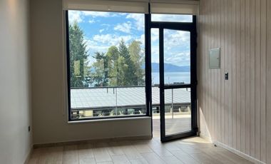 VIVE LA EXPERIENCIA TODO EL AÑO DE UN TOWNHOUSE FRENTE AL LAGO VILLARRICA