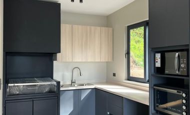 VIVE LA EXPERIENCIA TODO EL AÑO DE UN TOWNHOUSE FRENTE AL LAGO VILLARRICA