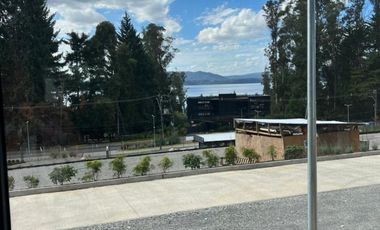 VIVE LA EXPERIENCIA TODO EL AÑO DE UN TOWNHOUSE FRENTE AL LAGO VILLARRICA