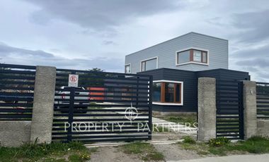 Residencia moderna a estrenar Km.10 norte, Punta Arenas