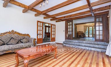 Atractiva propiedad en exclusivo sector Santa Rita