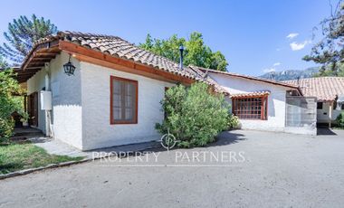 Atractiva propiedad en exclusivo sector Santa Rita