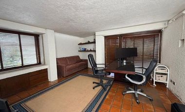 Casa VENTA con área independiente y doble uso en Magdalena Contreras