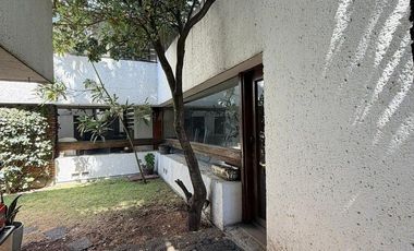 Casa VENTA con área independiente y doble uso en Magdalena Contreras