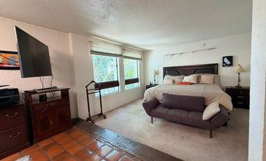 Casa VENTA con área independiente y doble uso en Magdalena Contreras