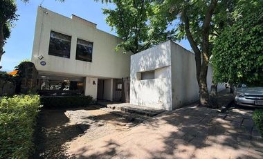 Casa VENTA con área independiente y doble uso en Magdalena Contreras