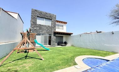 CASA EN VENTA EN RESIDENCIAL HACIENDAS DE TEQUISQUIAPAN