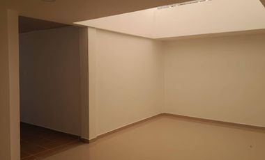 ARRIENDO de CASA COMERCIAL en BOGOTA