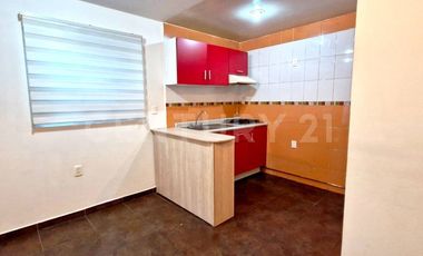 Departamento en Renta. Col. Obrero Popular, Azcapotzalco, CDMX.