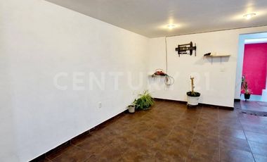 Departamento en Renta. Col. Obrero Popular, Azcapotzalco, CDMX.