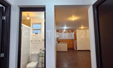 Departamento en Renta. Col. Obrero Popular, Azcapotzalco, CDMX.