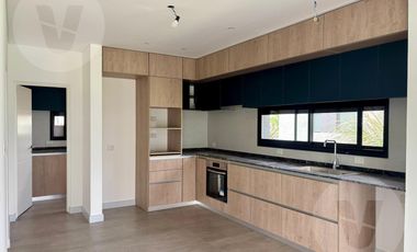 Casa en Venta en Barrio San Felipe - Canning