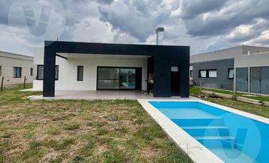 Casa en Venta en Barrio San Felipe - Canning