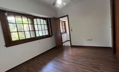 Alquiler en la Horqueta, a unas cuadras del colegio.