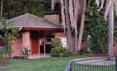 Alquiler en la Horqueta, a unas cuadras del colegio.