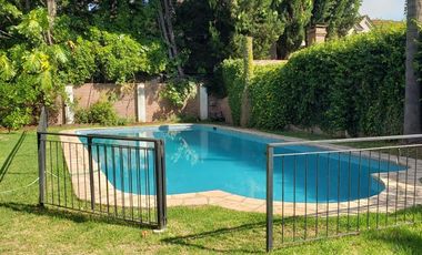 Alquiler en la Horqueta, a unas cuadras del colegio.