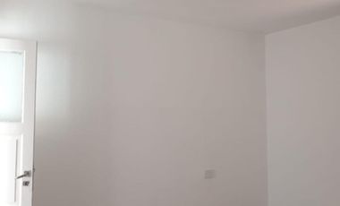 AMPLIA PROPIEDAD EN ALQUILER EN BARRIO YAPEYU