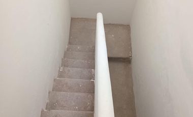 AMPLIA PROPIEDAD EN ALQUILER EN BARRIO YAPEYU