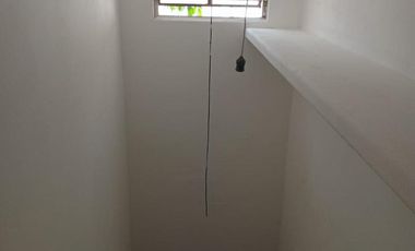 AMPLIA PROPIEDAD EN ALQUILER EN BARRIO YAPEYU