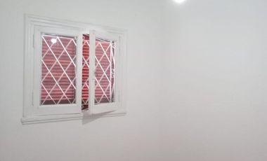 AMPLIA PROPIEDAD EN ALQUILER EN BARRIO YAPEYU