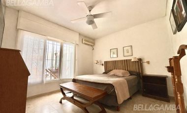 CASA VENTA FLORIDA 7 AMBIENTES PISCINA COCHERA