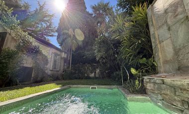 CASA VENTA FLORIDA 7 AMBIENTES PISCINA COCHERA