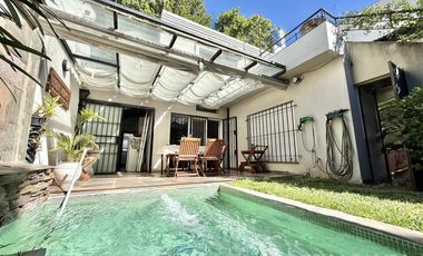 CASA VENTA FLORIDA 7 AMBIENTES PISCINA COCHERA