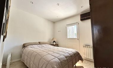 CASA VENTA FLORIDA 7 AMBIENTES PISCINA COCHERA