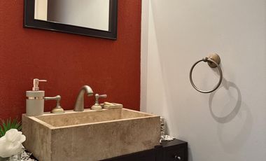 CASA VENTA FLORIDA 7 AMBIENTES PISCINA COCHERA