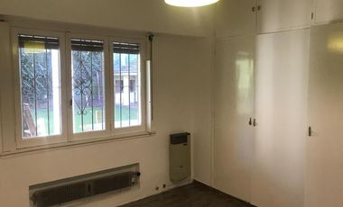 Lencke alquila - Lindisima casa en Punta Chica 1 cdra. Libertador sobre lote amplio