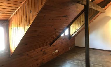 Lencke alquila - Lindisima casa en Punta Chica 1 cdra. Libertador sobre lote amplio