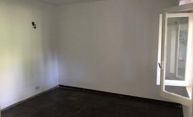 Lencke alquila - Lindisima casa en Punta Chica 1 cdra. Libertador sobre lote amplio