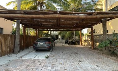 Casa Frente al Mar en San Crisanto, 50 Metros de Playa Privada.