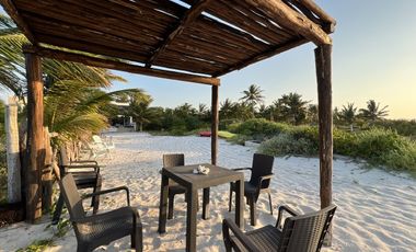 Casa Frente al Mar en San Crisanto, 50 Metros de Playa Privada.