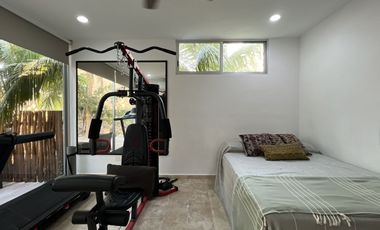 Casa Frente al Mar en San Crisanto, 50 Metros de Playa Privada.