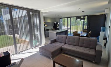 CASA EN VENTA EN BARRIO PRIVADO CRUZ DEL SUR GRAL. ROCA