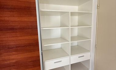 Casa en alquiler, dos dormitorios  mas pileta, Barrio Norte, Villa Allende