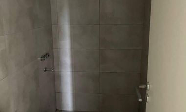 Casa en alquiler, dos dormitorios  mas pileta, Barrio Norte, Villa Allende