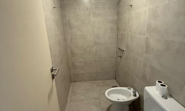 Casa en alquiler, dos dormitorios  mas pileta, Barrio Norte, Villa Allende