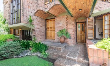 CASA | VENTA | 4 DORMITORIOS | DOBLE LOTE | PILETA | VILLA ADELINA | SAN ISIDRO