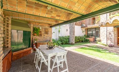 CASA | VENTA | 4 DORMITORIOS | DOBLE LOTE | PILETA | VILLA ADELINA | SAN ISIDRO