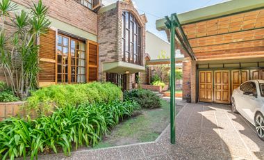 CASA | VENTA | 4 DORMITORIOS | DOBLE LOTE | PILETA | VILLA ADELINA | SAN ISIDRO