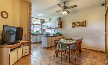 CASA | VENTA | 4 DORMITORIOS | DOBLE LOTE | PILETA | VILLA ADELINA | SAN ISIDRO