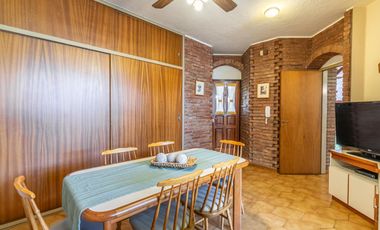 CASA | VENTA | 4 DORMITORIOS | DOBLE LOTE | PILETA | VILLA ADELINA | SAN ISIDRO