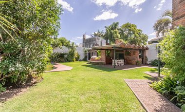 CASA | VENTA | 4 DORMITORIOS | DOBLE LOTE | PILETA | VILLA ADELINA | SAN ISIDRO