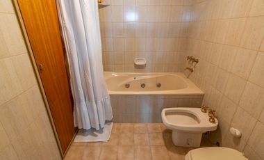 CASA | VENTA | 4 DORMITORIOS | DOBLE LOTE | PILETA | VILLA ADELINA | SAN ISIDRO