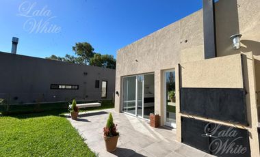 Casa en alquiler en Lares de Canning