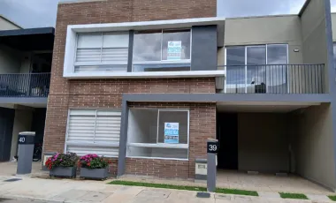 Casa en Arriendo en La Ceja