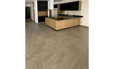 HOGAR CON CORAZON EN ESTA CASA EN LOMAS DEL SAUCE