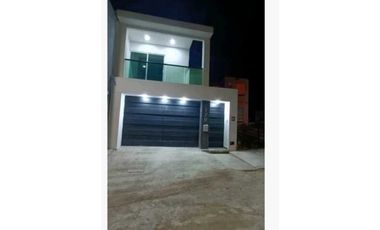 HOGAR CON CORAZON EN ESTA CASA EN LOMAS DEL SAUCE